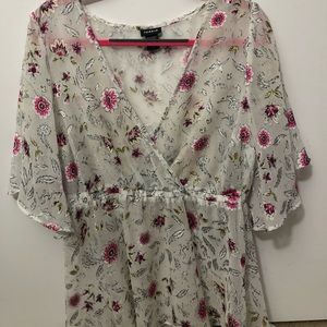 Torrid White Floral shirt, accent waist